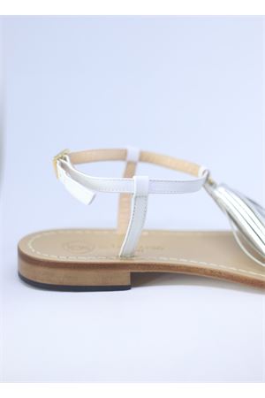 Sandali Capresi bianchi con nappine Da Costanzo | NAPPINEBIANCO